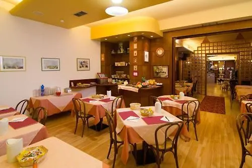 Alan 3* アンツォーラ・デッレミーリア