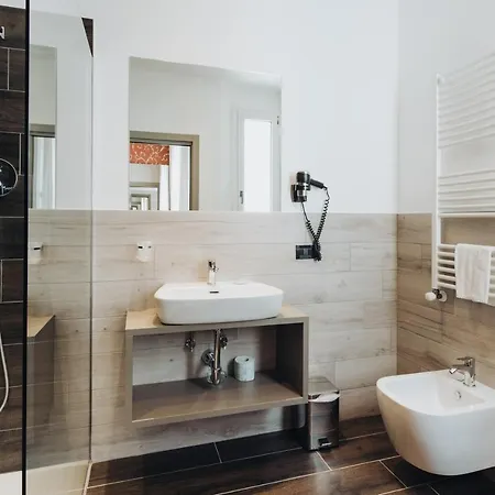 Alan Anzola dell'Emilia