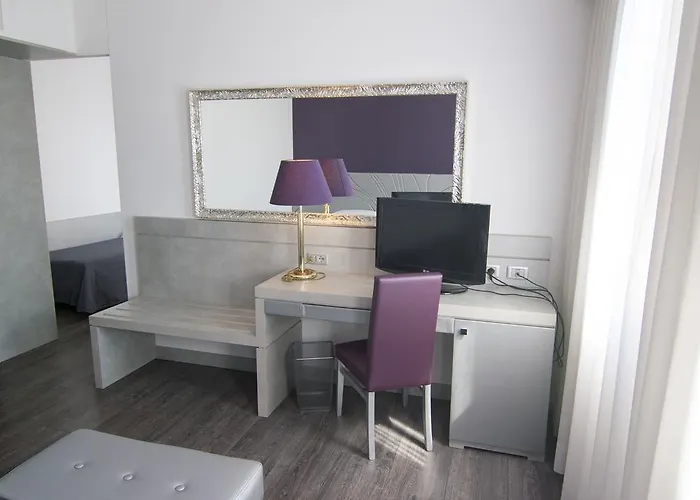 Alan 안졸라델에밀리아